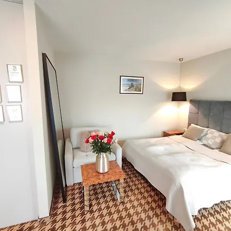 119 W Pieciogwiazdkowym Royal Tulip Plaza Tuz Tuz Dobruk Apartman *