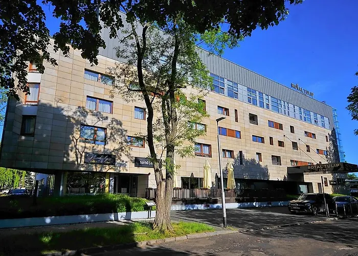 119 W Pieciogwiazdkowym Royal Tulip Plaza Tuz Tuz Dobruk アパート