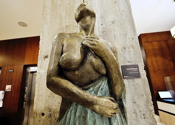 アパート 119 W Pieciogwiazdkowym Royal Tulip Plaza Tuz Tuz Dobruk *