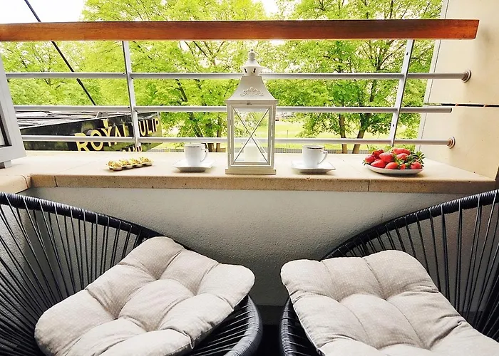 アパート 119 W Pieciogwiazdkowym Royal Tulip Plaza Tuz Tuz Dobruk コウォブジェク